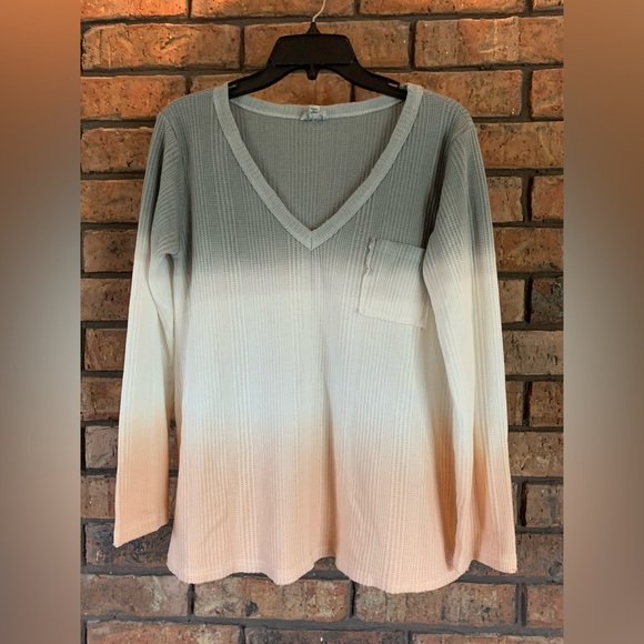 POL Tops - 💥💥FLASH SALE💥💥 NWOT POL Long Sleeve Top S